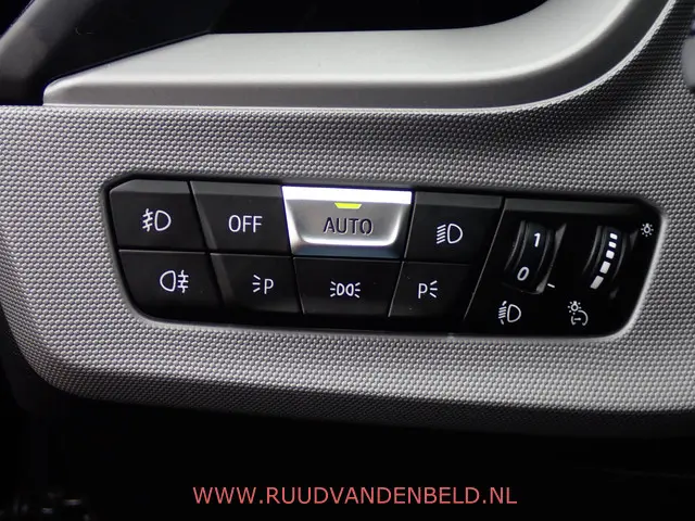 BMW 1 Serie 118i 2021 Benzine 21