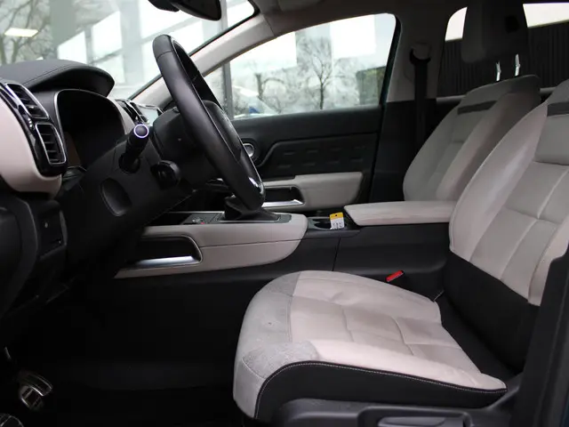 Citroën C5 Aircross 1.2 PureTech Shine 2019 Benzine 12