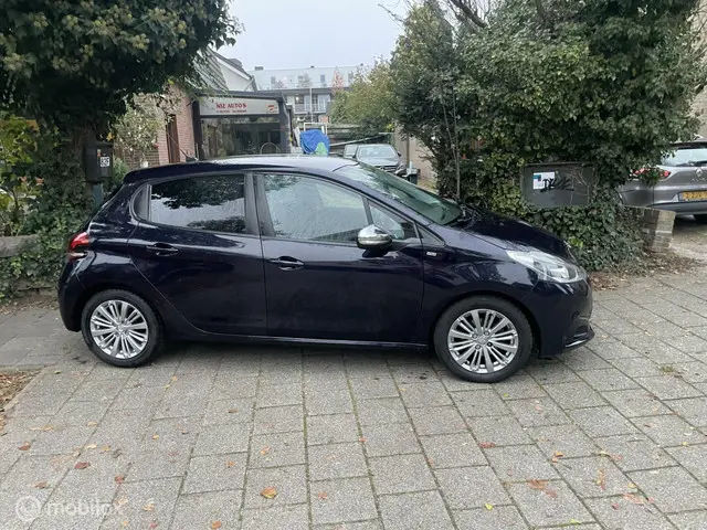 Peugeot 208 1.2 PureTech Blue Lease Premium 2016 Benzine 8