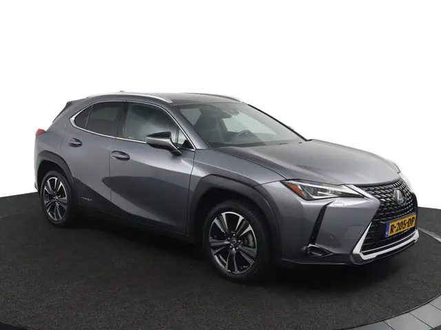 Lexus UX 3