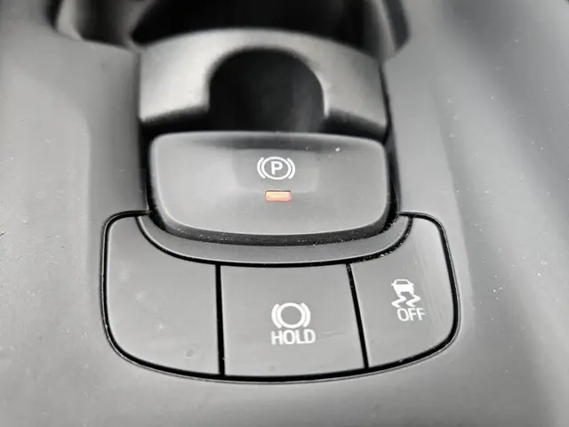 Toyota C-HR 1.2 Active 2018 Benzine 25