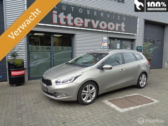Kia cee'd Sportswagon 1.6 GDI Business Pack 2013 Benzine