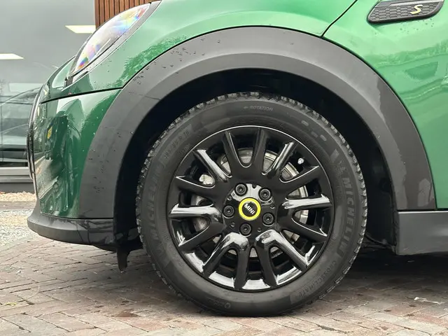 MINI Electric Mini MINI Yours 33 kWh 2021 Elektrisch 10