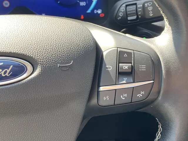 Ford Kuga 2.5 PHEV Vignale 2021 Hybride Benzine 27