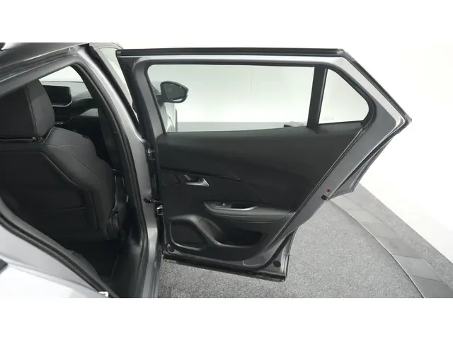 Peugeot 2008 PureTech 130 EAT8 GT 2024 Benzine 70