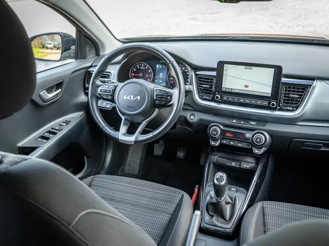 Kia Stonic 1.0 T-GDi MHEV DynamicPlusLine 2022 Benzine 37