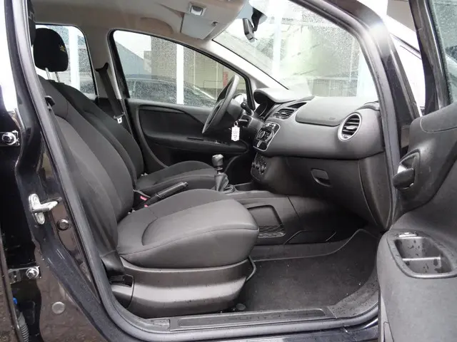 Fiat Punto Evo 0.9 TwinAir Young 2015 Benzine 8