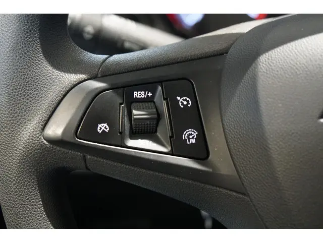 Opel KARL 1.0 Rocks Online Edition 2018 Benzine 19