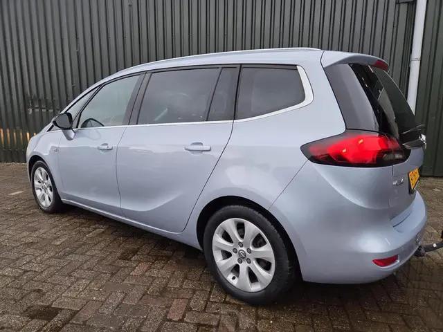 Opel Zafira Tourer 1.4 Berlin NAVIGATIE 2014 Benzine 3