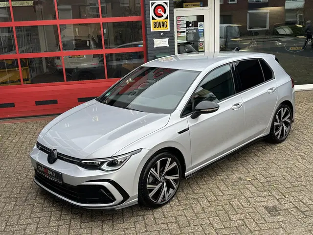 Volkswagen Golf 1.5 eTSI R-Line 2021 Hybride Benzine 8