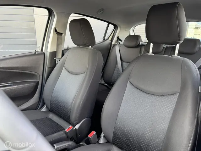 Opel KARL 1.0 ecoFLEX Edition 2017 Benzine 8