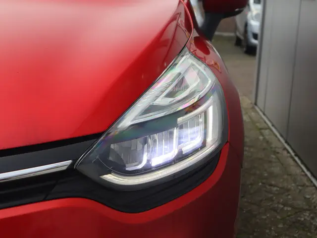 Renault Clio Estate 0.9 TCe Intens 2018 Benzine 13