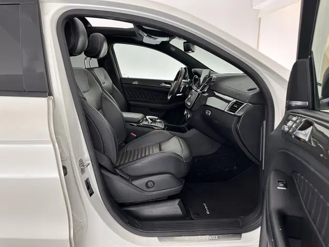 Mercedes-Benz GLE Coupé 450 AMG 4-MATIC 2016 Benzine 12