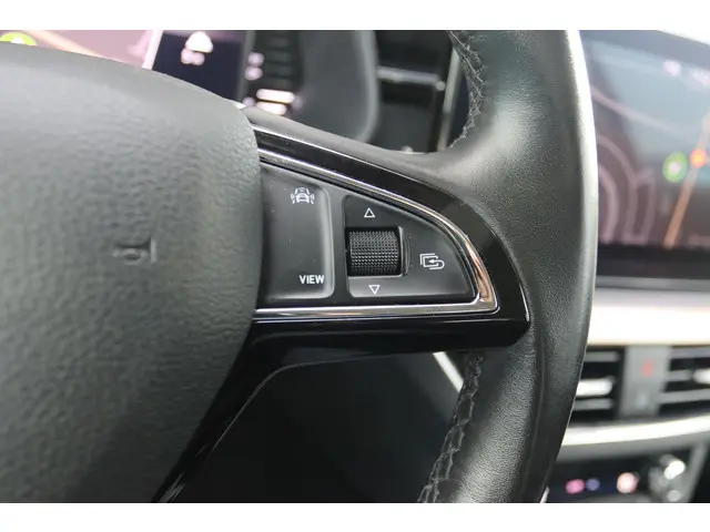 Škoda Kamiq 1.0 TSI 116PK AUT. BUSINESS ED. 2020 Benzine 21