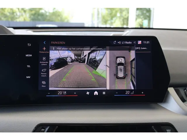 BMW X1 xDrive30e 2024 Hybride Benzine 18