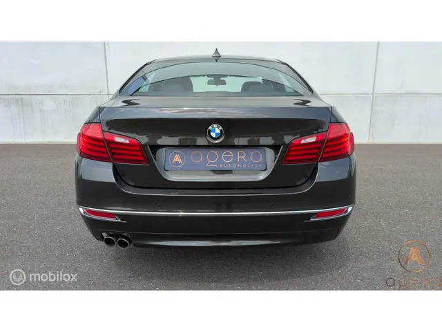 BMW 5 Serie 520i Luxury Line 2014 Benzine 6
