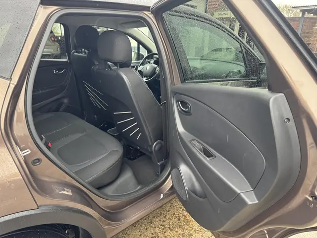 Renault Captur 0.9 TCe Dynamique 2015 Benzine 18