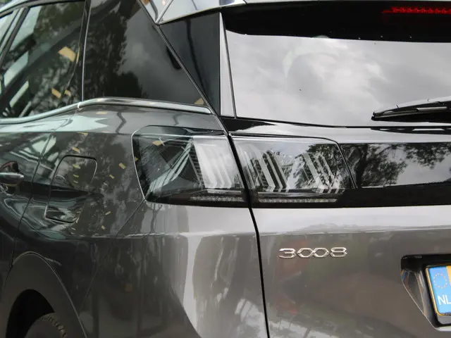 Peugeot 3008 1.6 HYbrid 225 GT 2021 Hybride Benzine 28