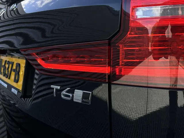 Volvo V60 2.0 T6 AWD Inscription 2018 Benzine 8