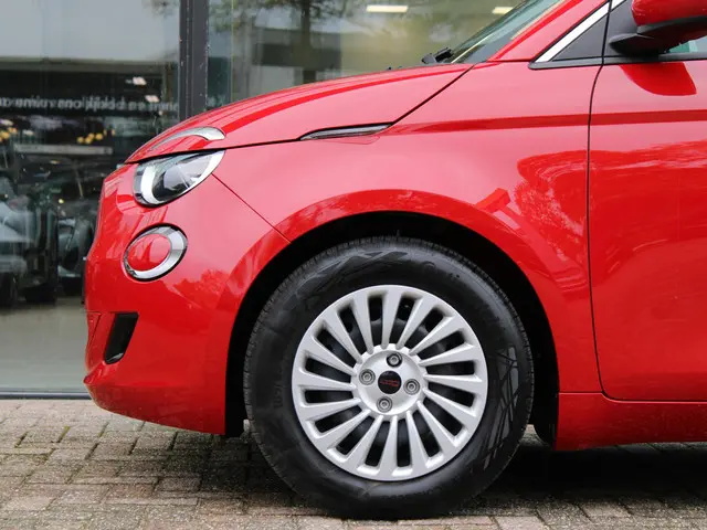 Fiat 500e RED 24 kWh 2023 Elektrisch 11