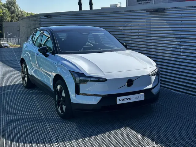 Volvo EX30 Single Motor Plus 51 kWh 2024 Elektrisch 9