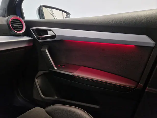 SEAT Ibiza 1.0 TSI FR Pro Black Edition 2024 Benzine 19