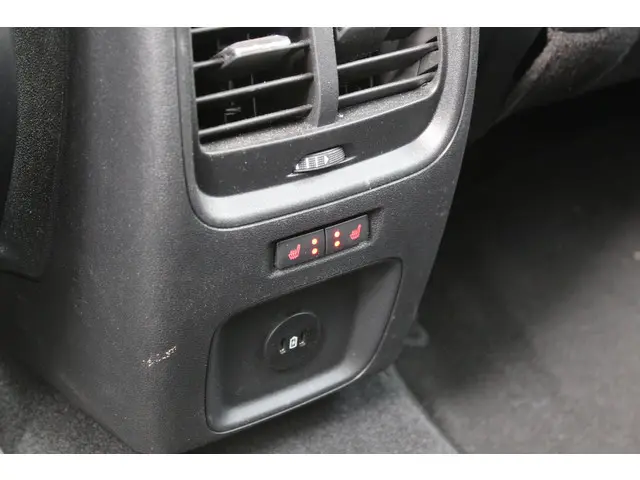 Ford Kuga 2.5 PHEV ST-Line X 2023 Hybride Benzine 14