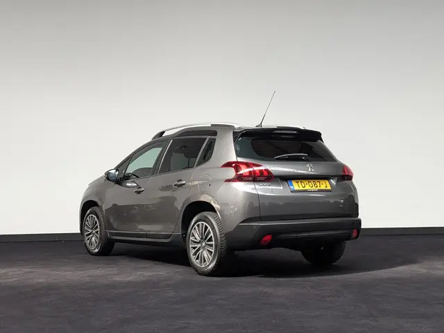 Peugeot 2008 1.2 PureT. Automaat |SENSOR|CC|ACC 2018 Benzine 8