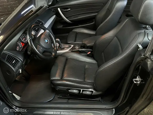 BMW 1 Serie Cabrio 118i High Executive 2012 Benzine 12