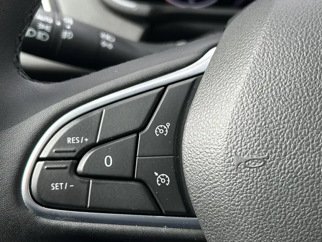 Renault Mégane Estate 1.3 TCe 140 Techno 2024 Benzine 21