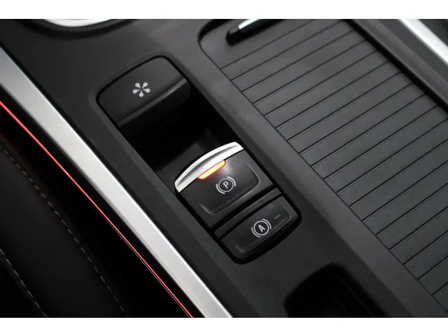 Renault Mégane Estate 1.3 TCe 140 Techno 2023 Benzine 32