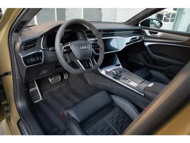 Audi RS6 Avant 4.0 TFSI quattro 2022 Benzine 11