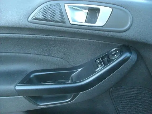 Ford Fiesta 1.0 Style / Airco / Navi 2015 Benzine 9