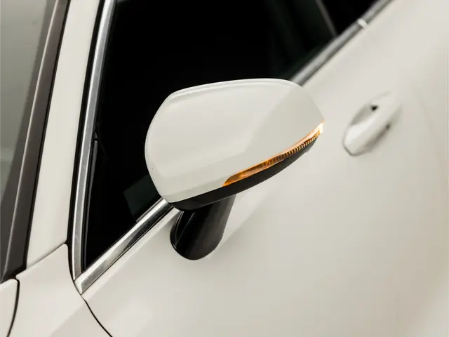 Volvo V60 2.0 B3 Sport 2020 Benzine 39