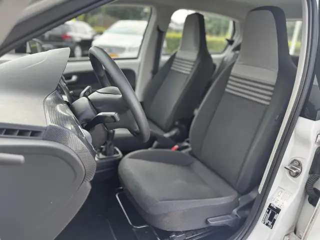 Volkswagen up! 1.0|Airco|Led dagrij|Elec ramen 2021 Benzine 4