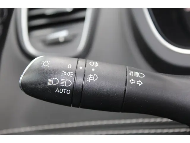 Renault Scénic 1.3 TCe Bose 140 pk 2020 Benzine 46