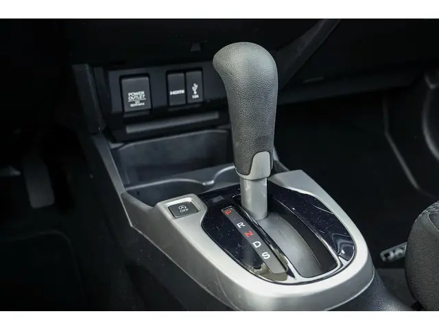 Honda Jazz 1.3i VTEC COMFORT 2018 Benzine 6