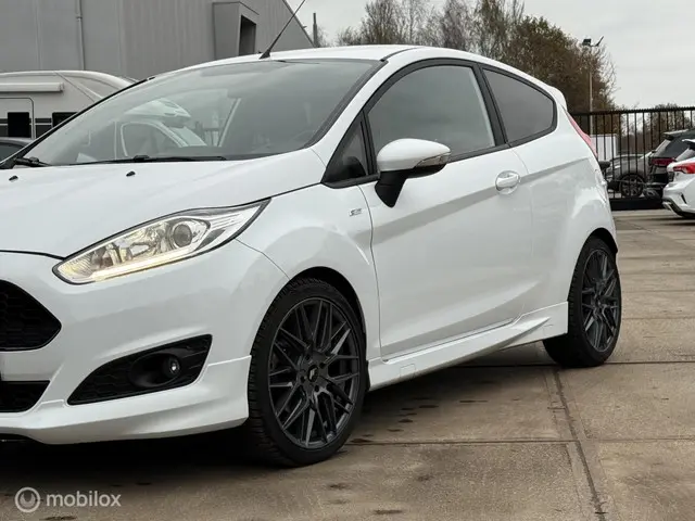 Ford Fiesta 1.0 EcoBoost ST-Line 2016 Benzine 17