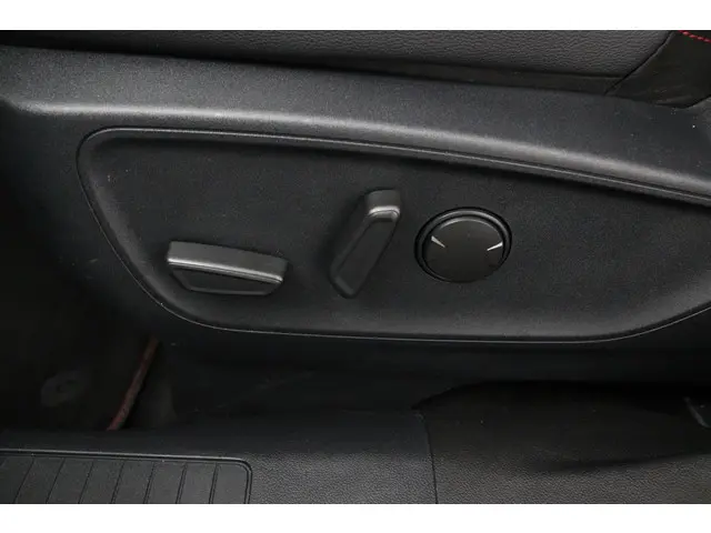 Ford Kuga 2.5 PHEV ST-Line 2021 Hybride Benzine 38