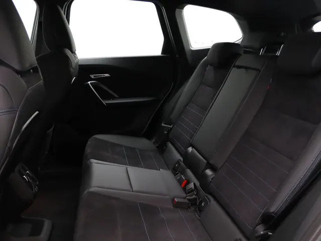 BMW X1 xDrive30e 2024 Hybride Benzine 24