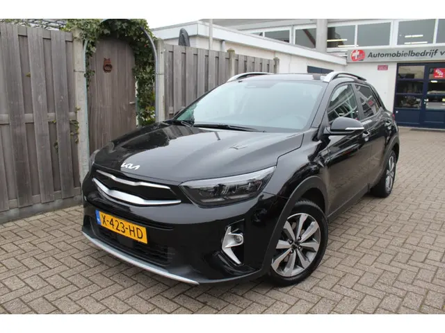 Kia Stonic 1.0 T-GDi MHEV Dynamic+Line 2023 Benzine 2