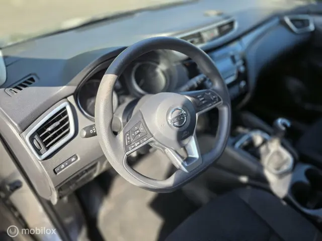 Nissan QASHQAI 1.2 Acenta 2018 Benzine 6