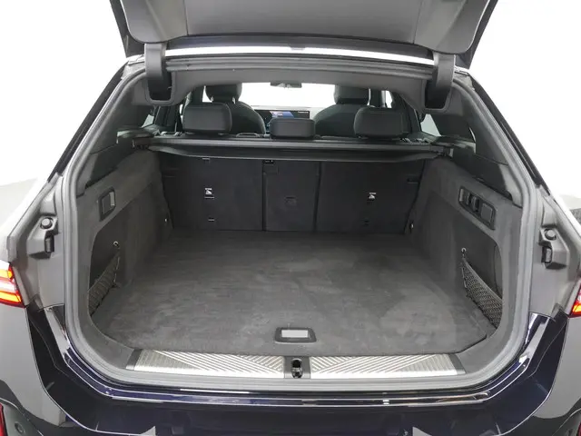 BMW i5 Touring eDrive40 84 kWh 2024 Elektrisch 25