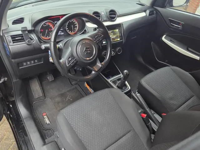 Suzuki Swift 1.2 Stijl Smart Hybrid 2017 Hybride Benzine 6