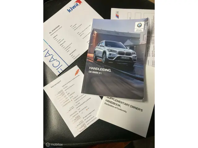 BMW X1 20i High Executive leder aut camera 2018 Benzine 32