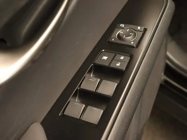 Lexus UX 300e Business 54 kWh 2020 Elektrisch 17