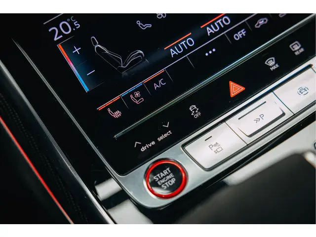 Audi RSQ8 4.0 TFSI quattro 2021 Benzine 35