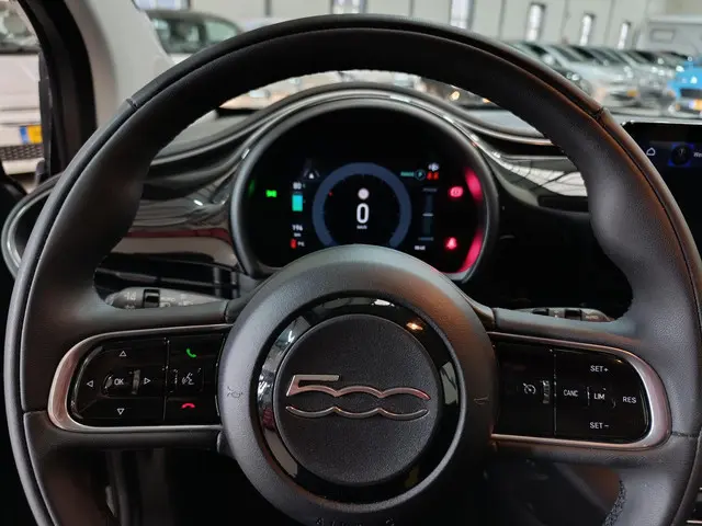 Fiat 500e Urban 42 kWh 2023 Elektrisch 19