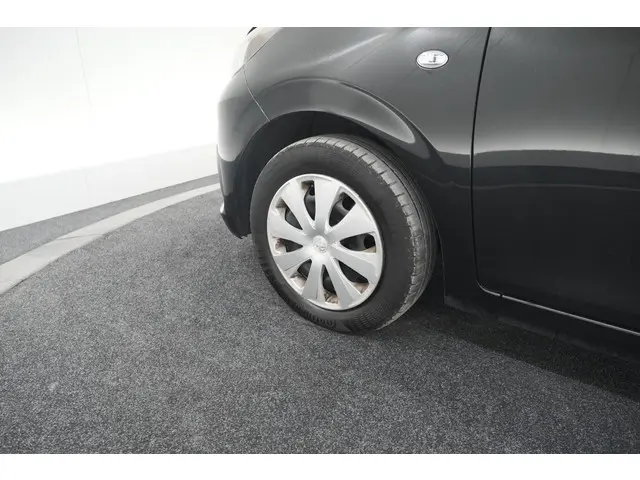 Peugeot 108 1.0 e-VTi Active 2022 Benzine 20