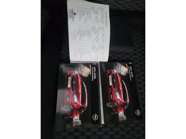 Opel Astra 1.4 Edition Bovag garantie 2016 Benzine 12